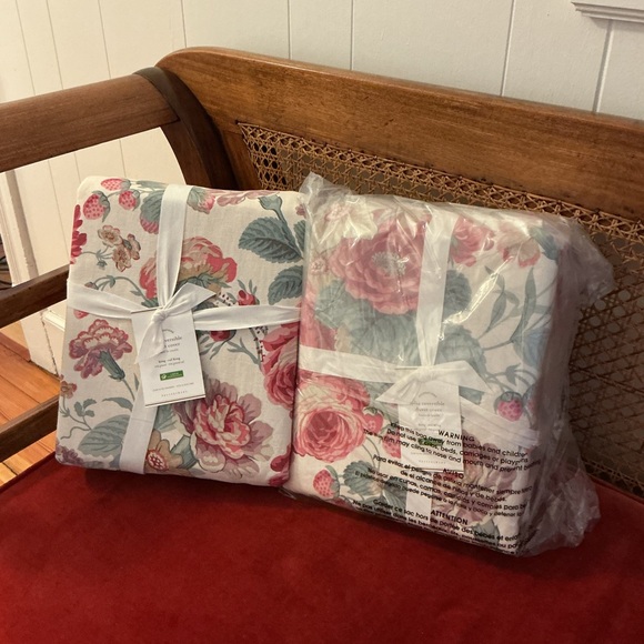 NWT Pottery Barn Cali King Duvet - Picture 1 of 10
